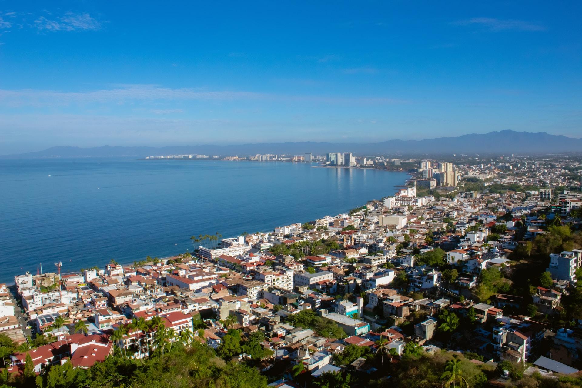 Mexican Riviera: Cabo & Puerto Vallarta - 7-Day Cruise on Norwegian Bliss - background banner